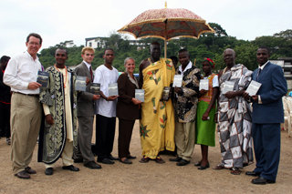 Youth for Human Rights International executives with the King of Cape Coast and officials during the 2005 World Educational Tour.